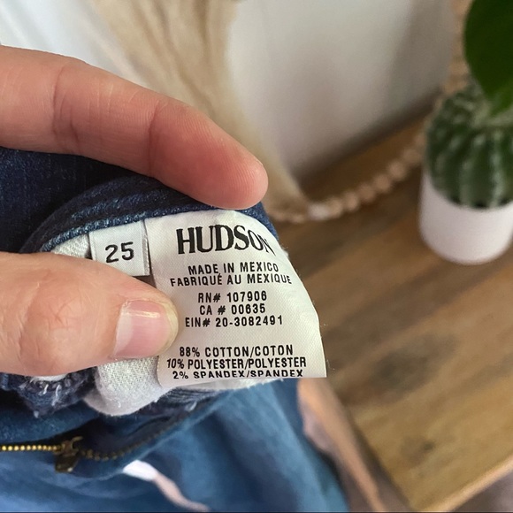 Hudson Jeans • Collin Flap Skinny Ankle - Picture 8 of 9